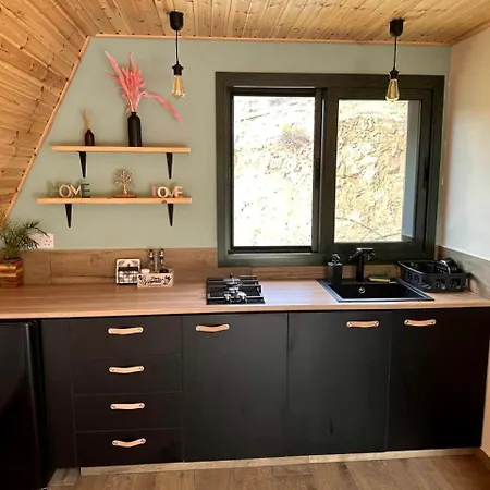 Panoramic Mountain A-frame Retreat With Fireplace In Limassol, Cyprus Prázdninový dům Arakapas